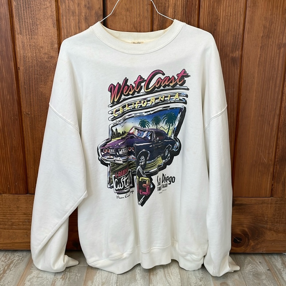 Brandy Melville: West Coast California Sweatshirt